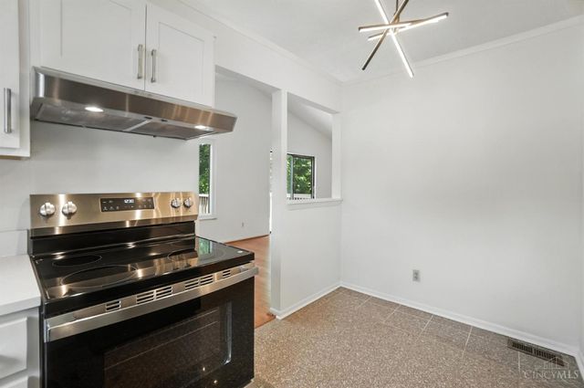 5008 Columbia Circle, West Chester, OH 45011