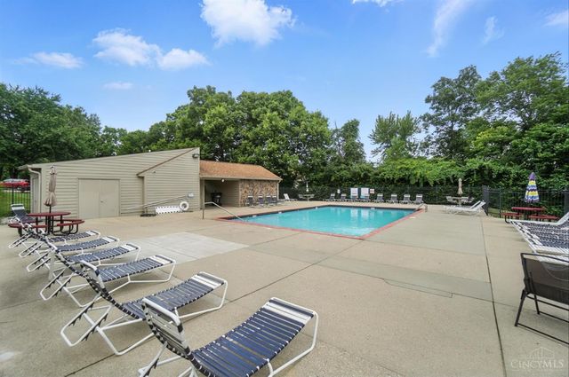 5008 Columbia Circle, West Chester, OH 45011