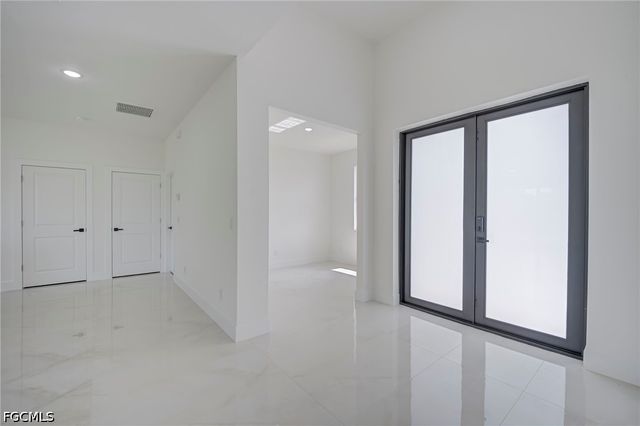 5905 Sunshine BLVD N, Lehigh Acres, FL 33971