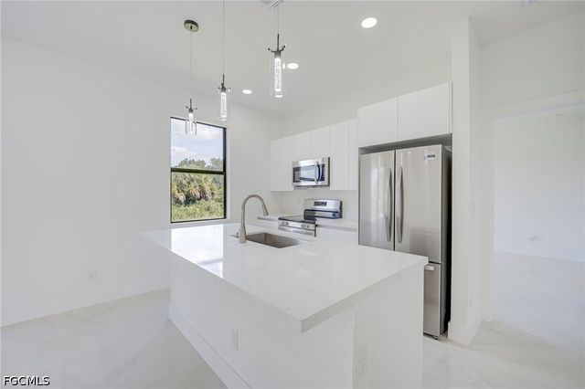 5905 Sunshine BLVD N, Lehigh Acres, FL 33971