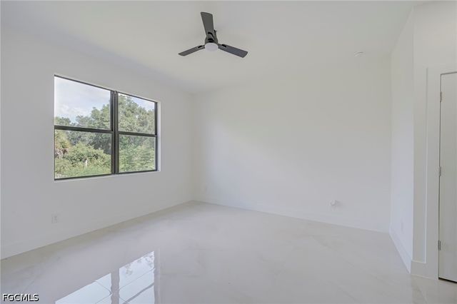 5905 Sunshine BLVD N, Lehigh Acres, FL 33971
