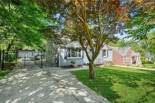 2054 Cogar Drive, Decatur, GA 30032