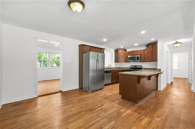 2054 Cogar Drive, Decatur, GA 30032