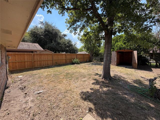 10215 Hannon Drive, Houston, TX 77040