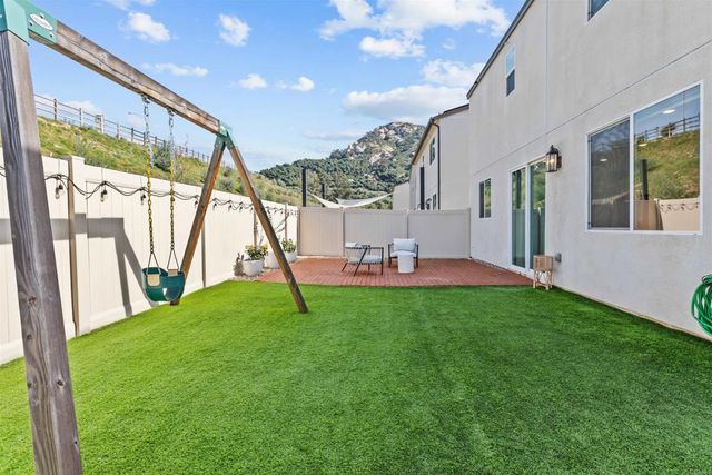 228 HASS LANE, Fallbrook, CA 92028