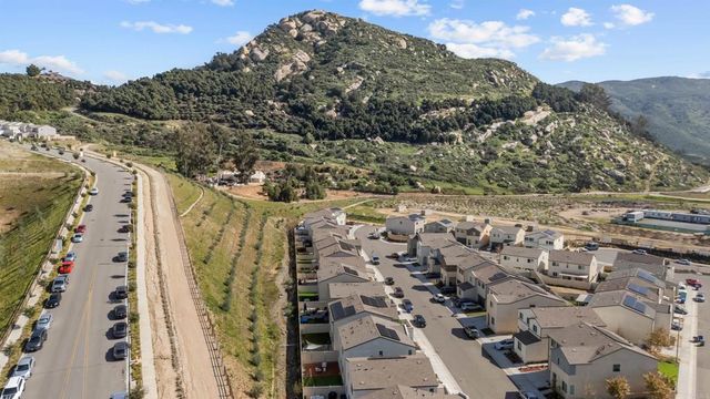 228 HASS LANE, Fallbrook, CA 92028