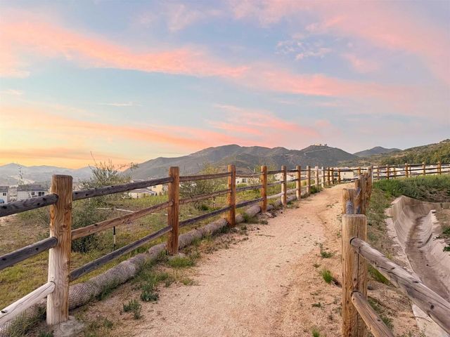 228 HASS LANE, Fallbrook, CA 92028