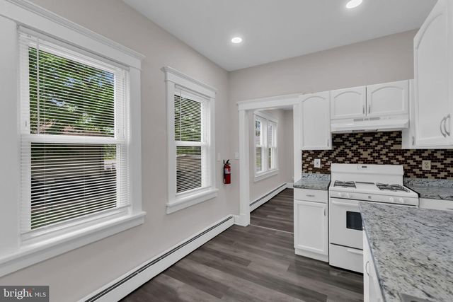 28 VICTORIA AVE, Spotswood, NJ 08884