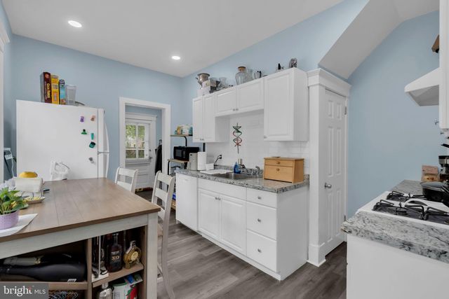 28 VICTORIA AVE, Spotswood, NJ 08884