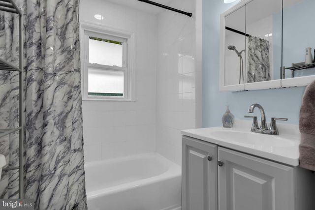 28 VICTORIA AVE, Spotswood, NJ 08884
