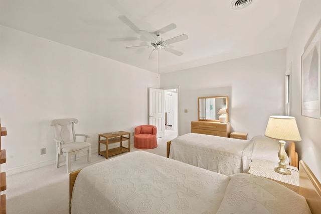 165 Berwick Dr., Pawleys Island, SC 29585
