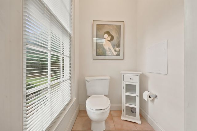 165 Berwick Dr., Pawleys Island, SC 29585