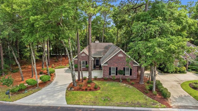 165 Berwick Dr., Pawleys Island, SC 29585
