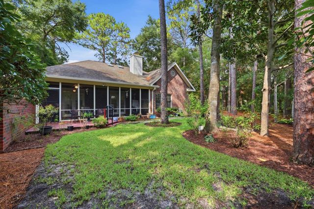 165 Berwick Dr., Pawleys Island, SC 29585