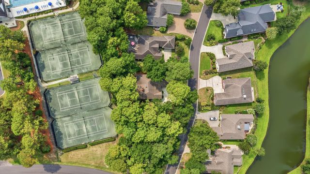 165 Berwick Dr., Pawleys Island, SC 29585