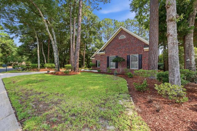 165 Berwick Dr., Pawleys Island, SC 29585