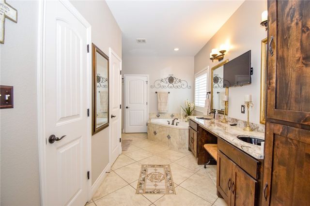 3910 Priscilla Dr, Corpus Christi, TX 78414