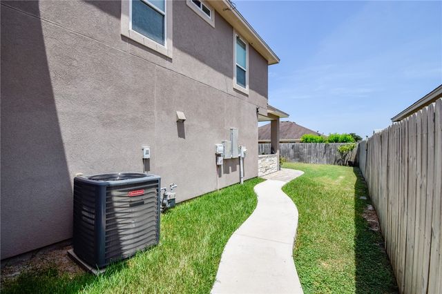 3910 Priscilla Dr, Corpus Christi, TX 78414