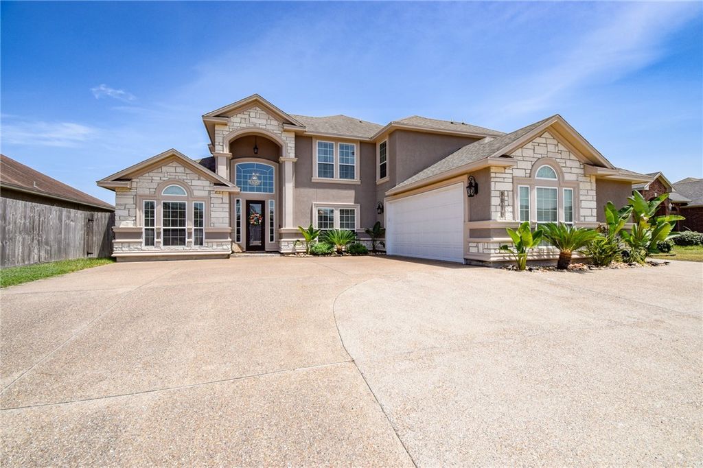 3910 Priscilla Dr, Corpus Christi, TX 78414 — photo 2