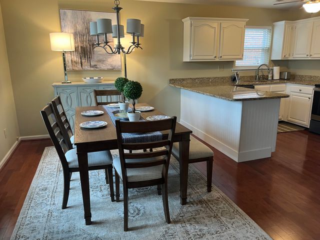 2905 Tabor Oaks Lane, Lexington, KY 40502