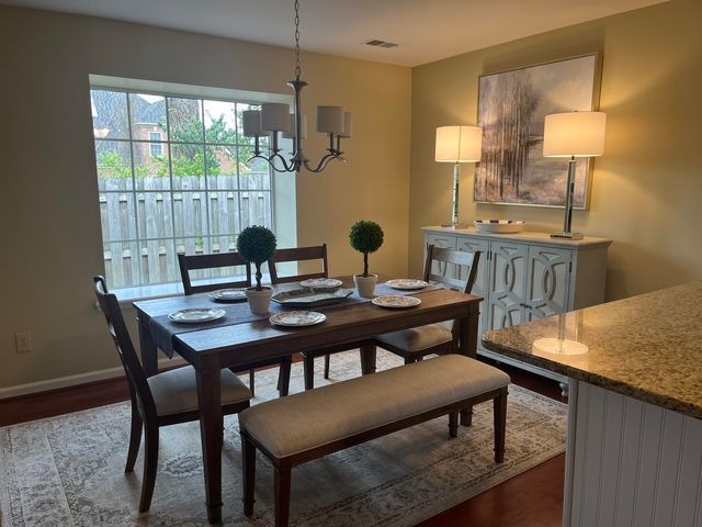 2905 Tabor Oaks Lane, Lexington, KY 40502