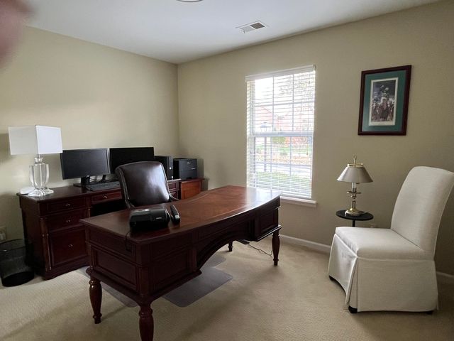 2905 Tabor Oaks Lane, Lexington, KY 40502