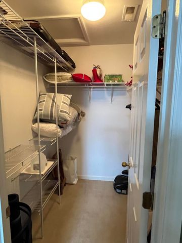 2905 Tabor Oaks Lane, Lexington, KY 40502