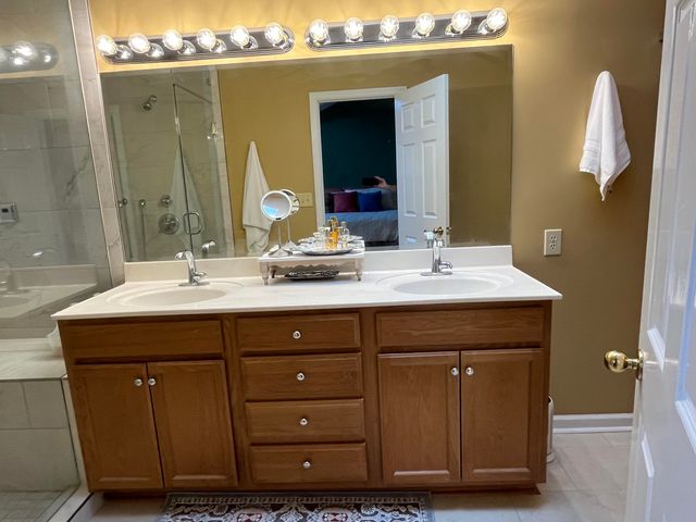 2905 Tabor Oaks Lane, Lexington, KY 40502