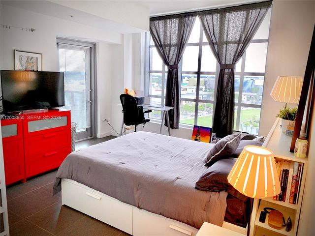 3301 NE 1st Ave H0909, Miami, FL 33137