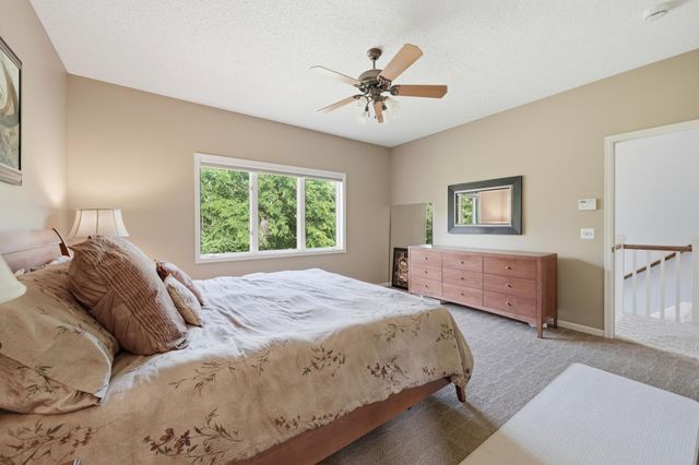 868 Bavaria Hills Terrace, Chaska, MN 55318