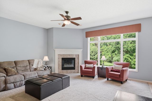 868 Bavaria Hills Terrace, Chaska, MN 55318