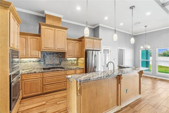 6913 Bella Di Giorno Dr, Corpus Christi, TX 78414