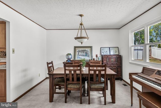 25 WOODBURY DR, Cherry Hill, NJ 08003