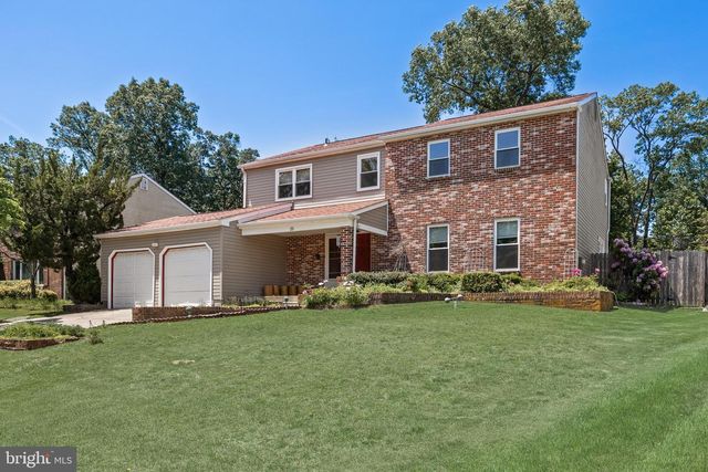 25 WOODBURY DR, Cherry Hill, NJ 08003