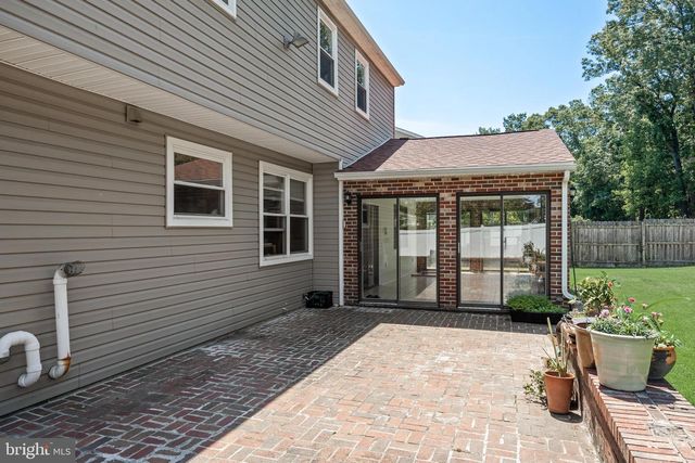 25 WOODBURY DR, Cherry Hill, NJ 08003