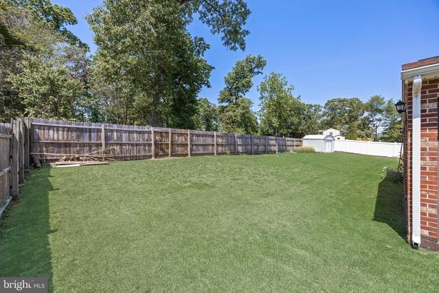 25 WOODBURY DR, Cherry Hill, NJ 08003