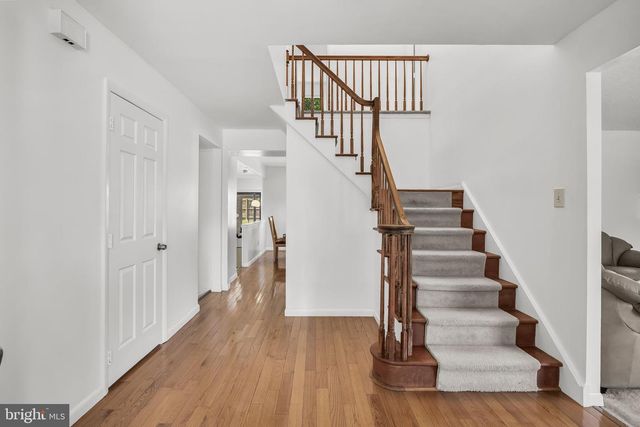 25 WOODBURY DR, Cherry Hill, NJ 08003