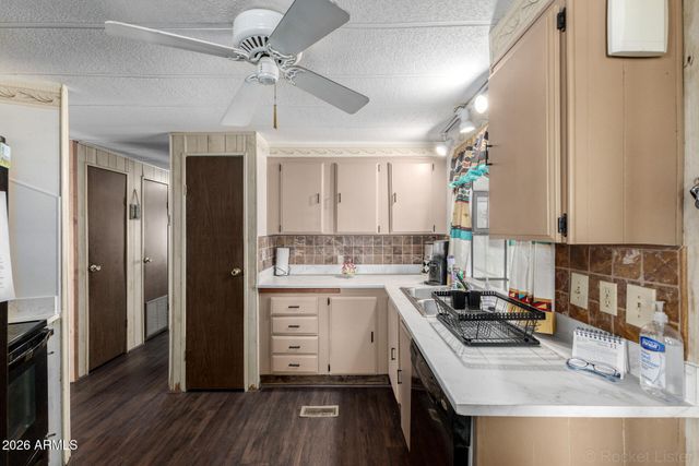 7246 E BIRCHWOOD Avenue, Mesa, AZ 85208