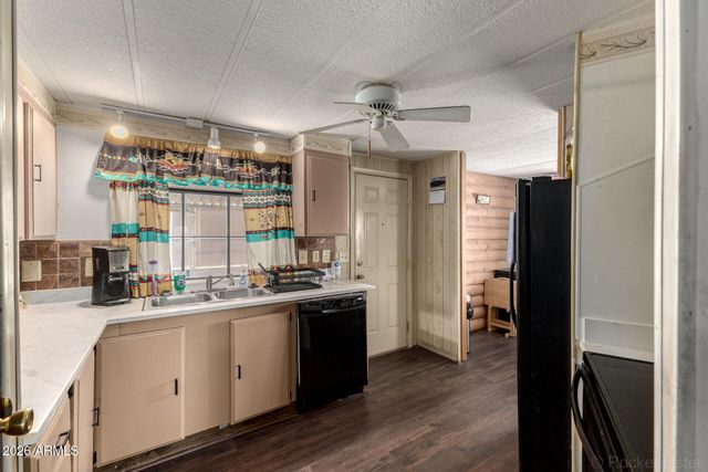 7246 E BIRCHWOOD Avenue, Mesa, AZ 85208