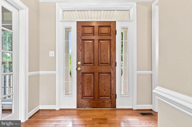 5521 TRACEY BRUCE DR, Adamstown, MD 21710