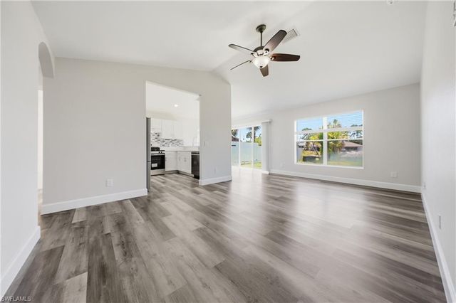 4621 25th ST SW, Lehigh Acres, FL 33973