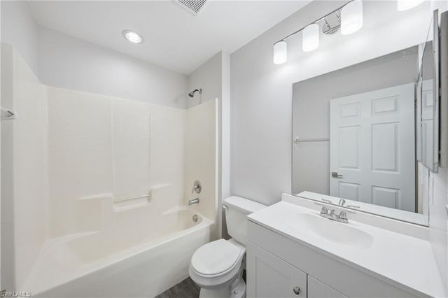 4621 25th ST SW, Lehigh Acres, FL 33973