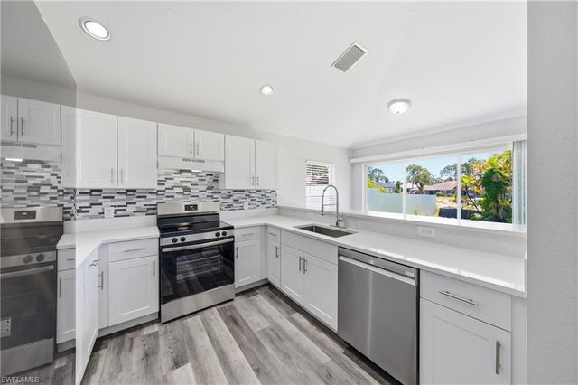 4621 25th ST SW, Lehigh Acres, FL 33973