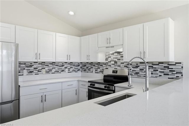 4621 25th ST SW, Lehigh Acres, FL 33973