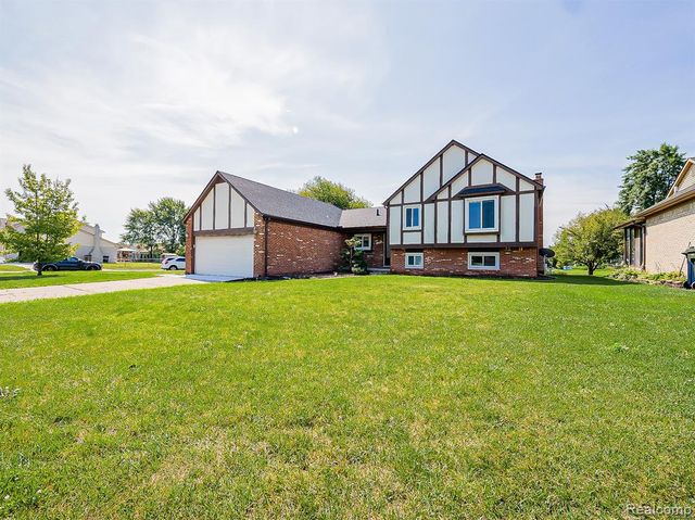 3550 Kirkton Drive, Sterling Heights, MI 48310
