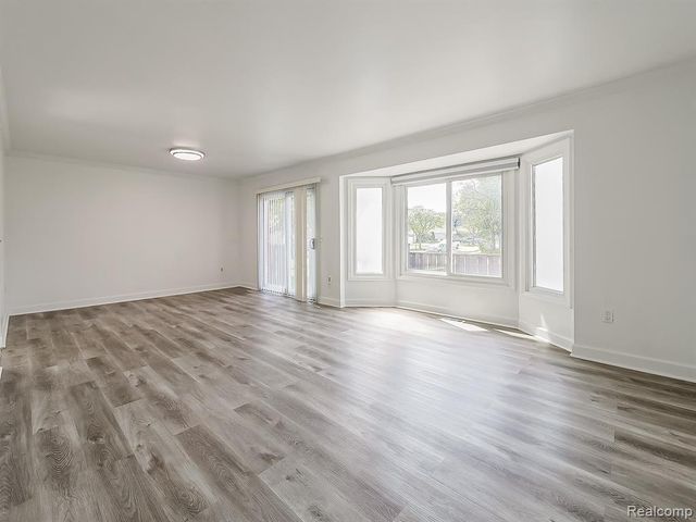 3550 Kirkton Drive, Sterling Heights, MI 48310