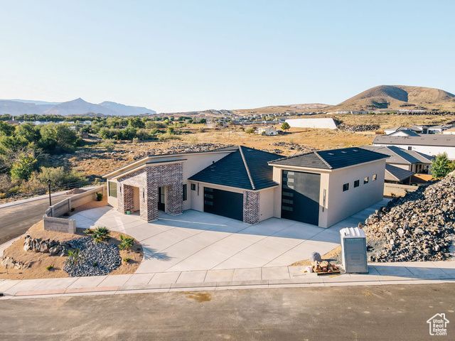 1753 W 250 N, Hurricane, UT 84737