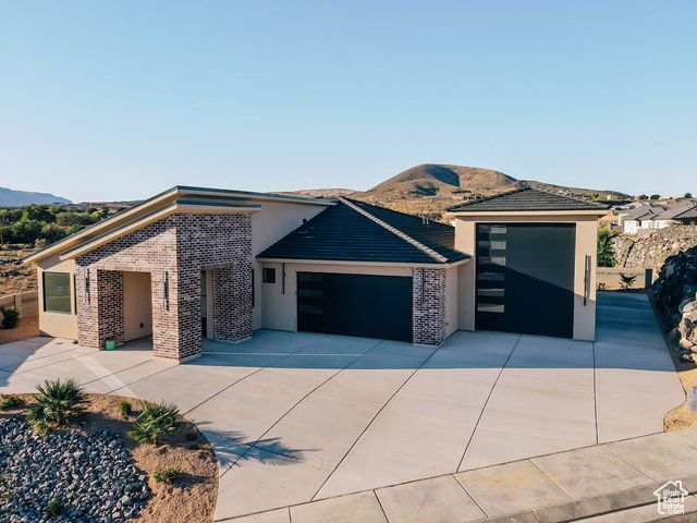 1753 W 250 N, Hurricane, UT 84737