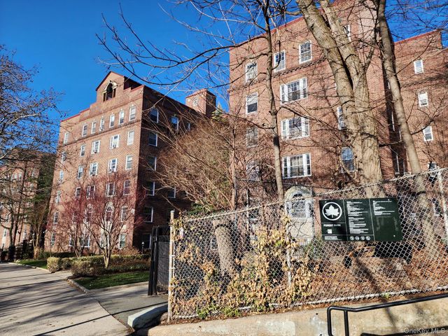 117-01 Park Lane South C2M, Kew Gardens, NY 11415