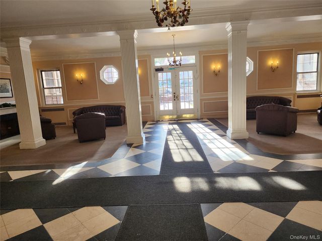 117-01 Park Lane South C2M, Kew Gardens, NY 11415